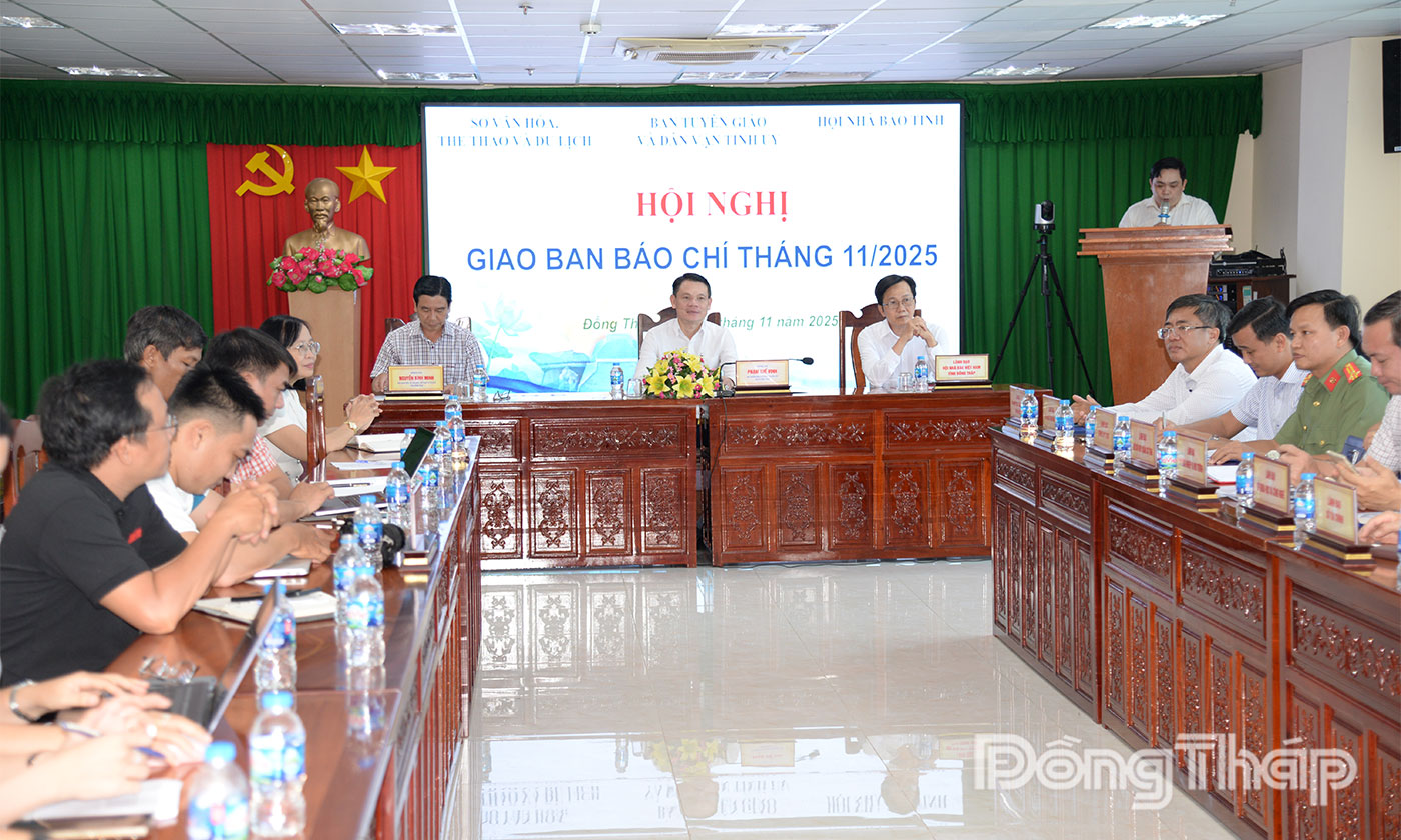 Quang cảnh hội nghị.