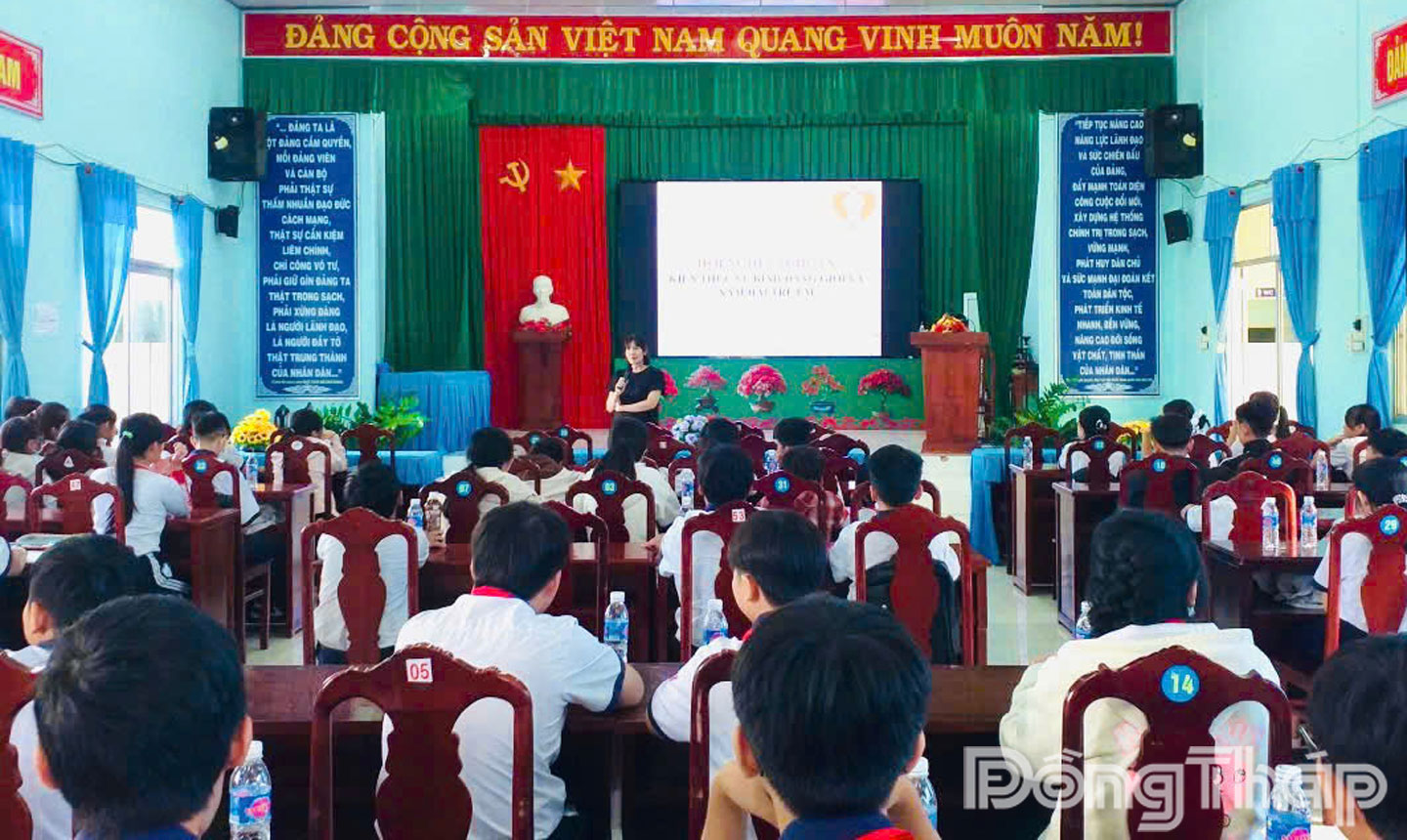 Quang cảnh buổi tập huấn.