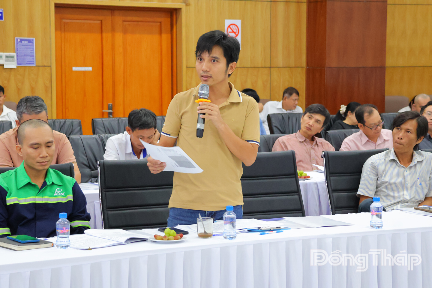 Đại diện khách hàng phát biểu tại hội nghị.