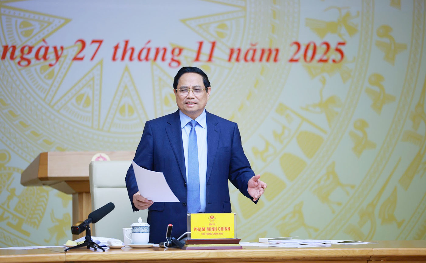 Thủ tướng yêu cầu hoàn thiện hồ sơ các tập thể, cá nhân như Hội đồng đã thông qua để trình cấp có thẩm quyền xem xét - Ảnh: VGP/Nhật Bắc