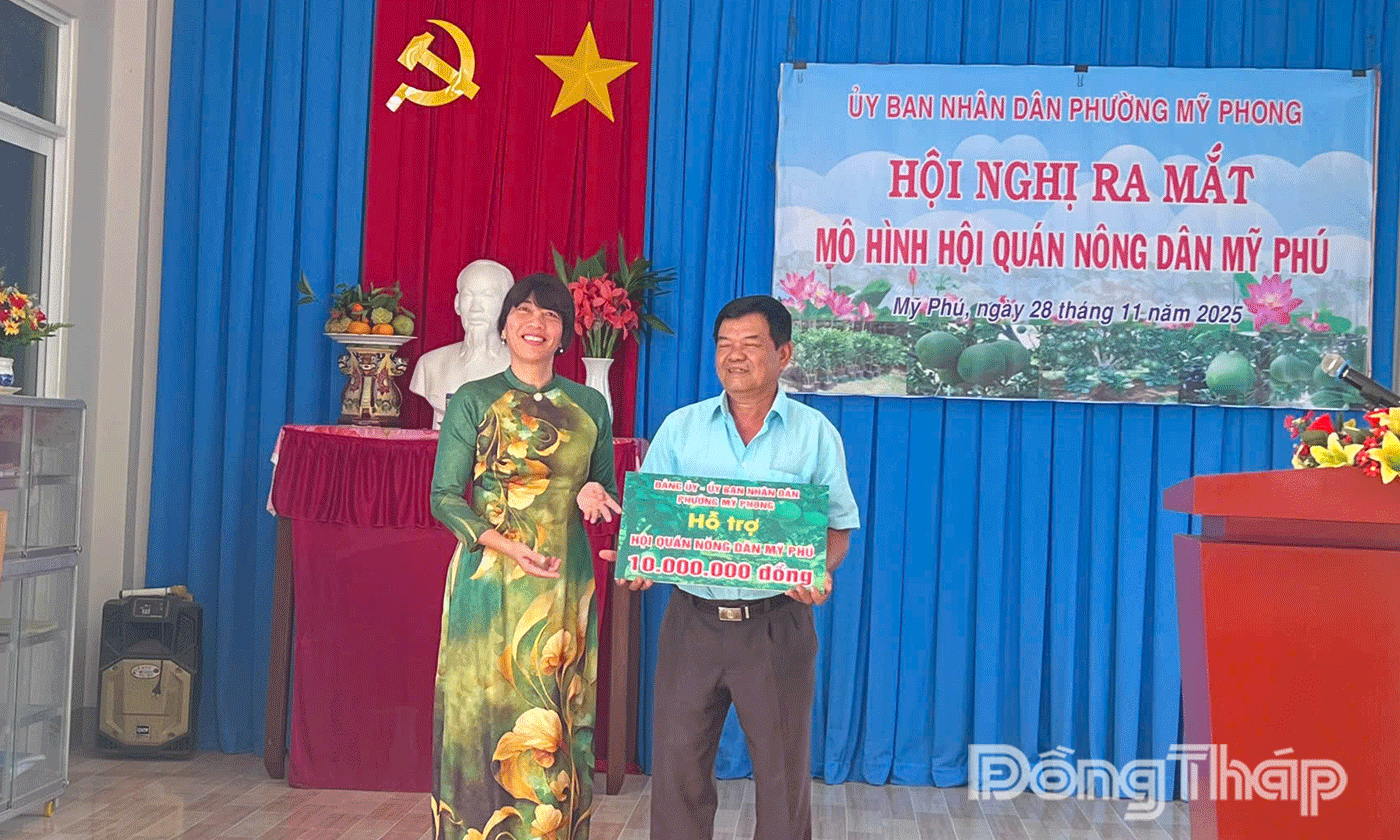 Đồng chí Lê Thị Bé Phượng, Bí thư Đảng ủy phường